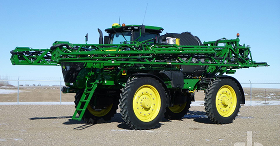 2019 JOHN DEERE R4045 sprayer 2019 JOHN DEERE R4045 high sprayer sold at auction